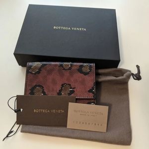 (SOLD)Bottega Veneta Snakeskin Card Holder